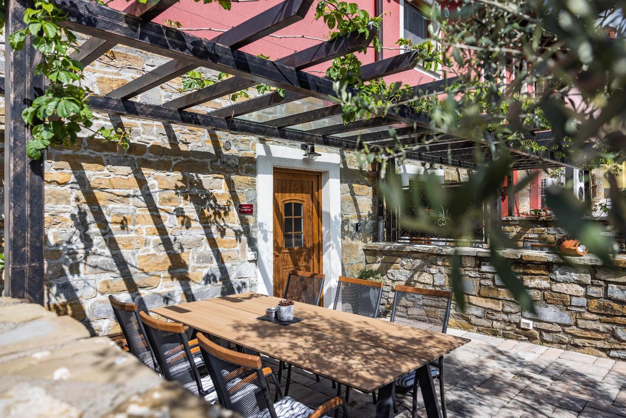 Touristfarm - Apartments "Red Fairytale" Marezige Room photo
